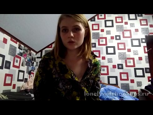 ❤️ Nwa akwụkwọ na-acha odo odo si Rọshịa na-enwe mmasị na nnukwu dicks. na porn% ig.makesexnotwar.ru% ️❤